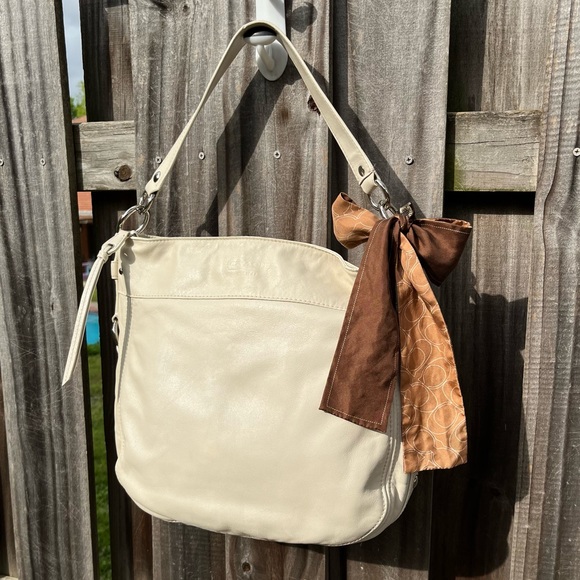 Large Leather Coach Zoe Hobo Bag in cream/ivory - Picture 10 of 14
